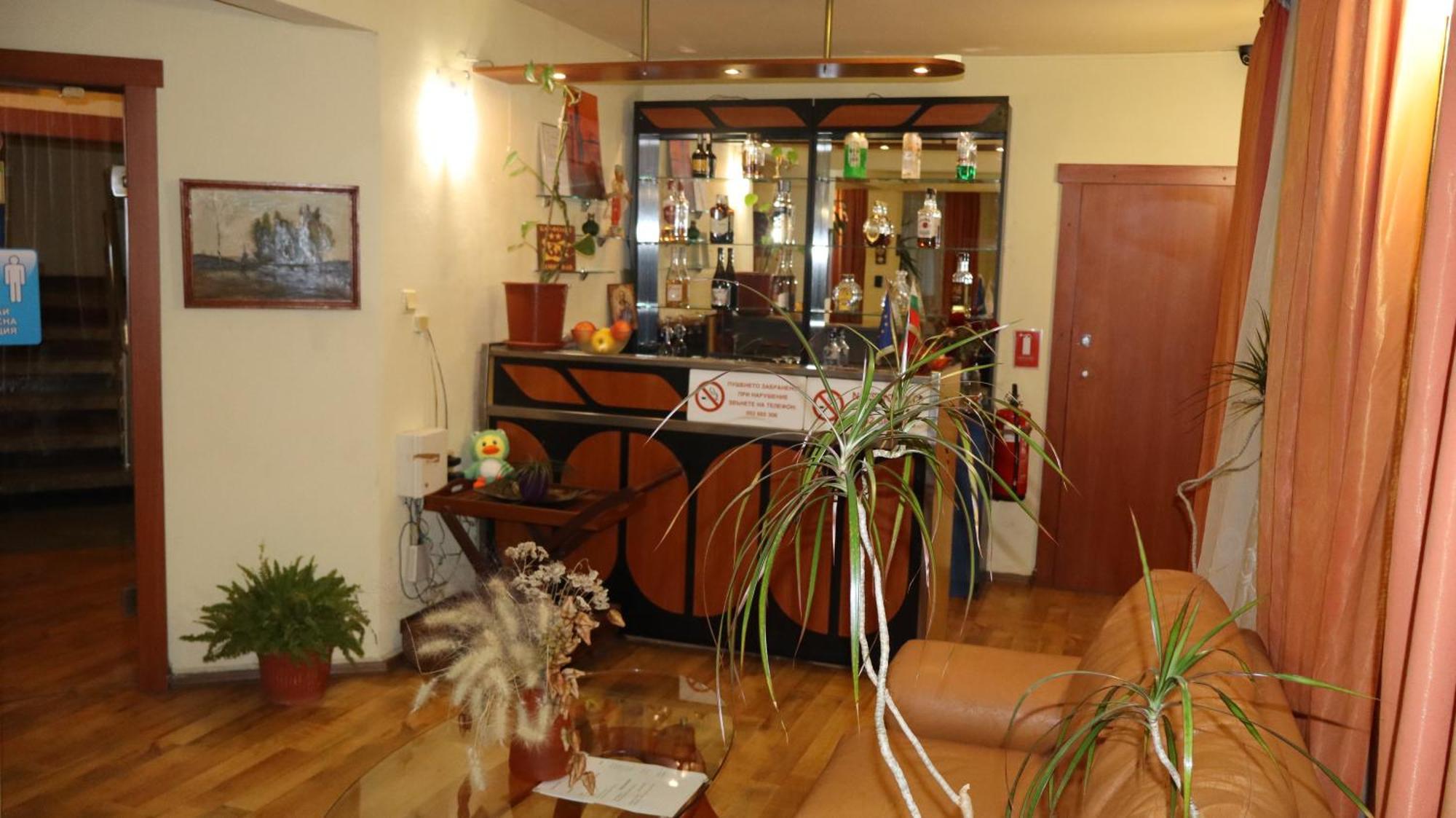 Hotel Palitra 瓦爾納 外观 照片