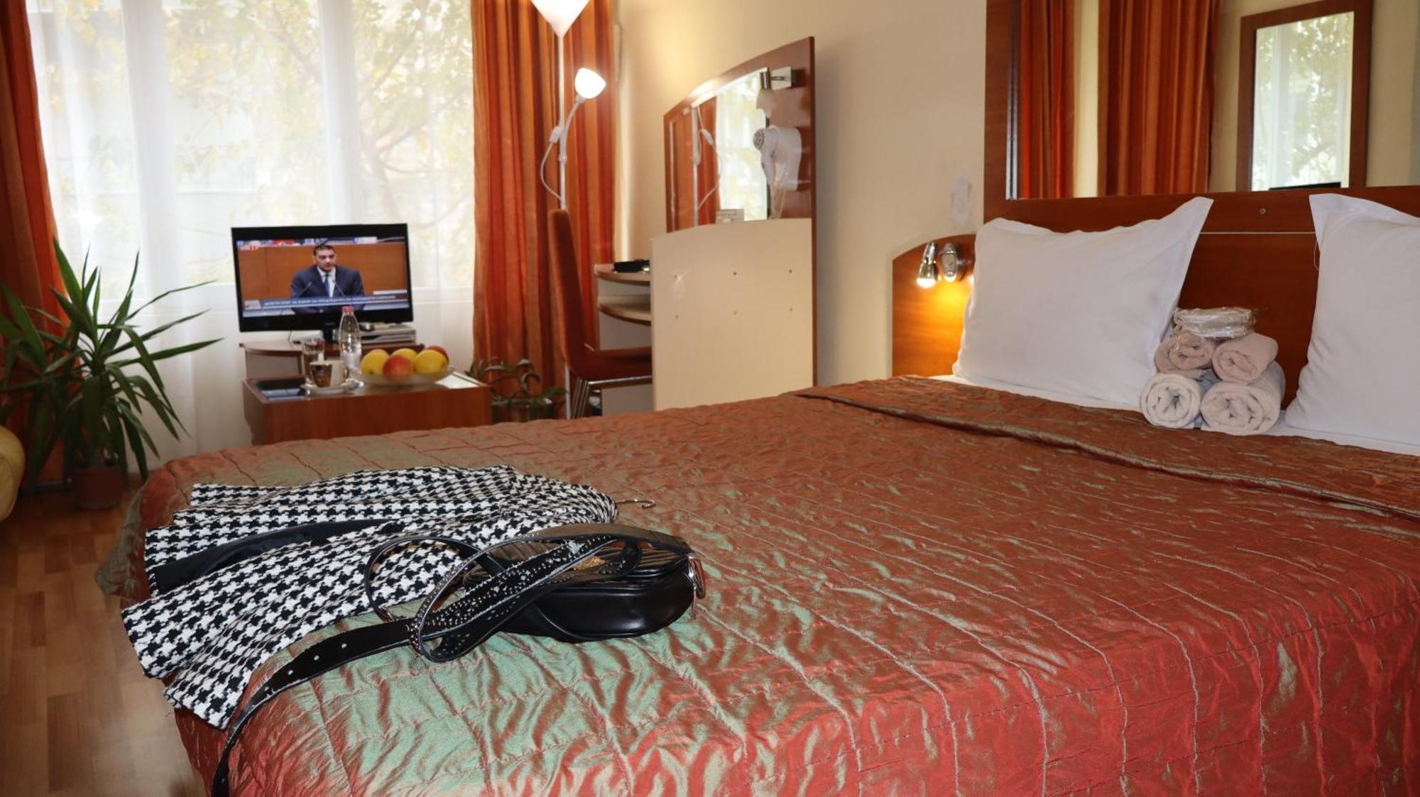 Hotel Palitra 瓦爾納 外观 照片