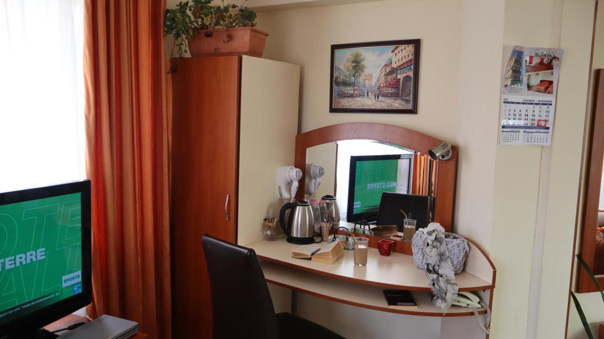 Hotel Palitra 瓦爾納 外观 照片