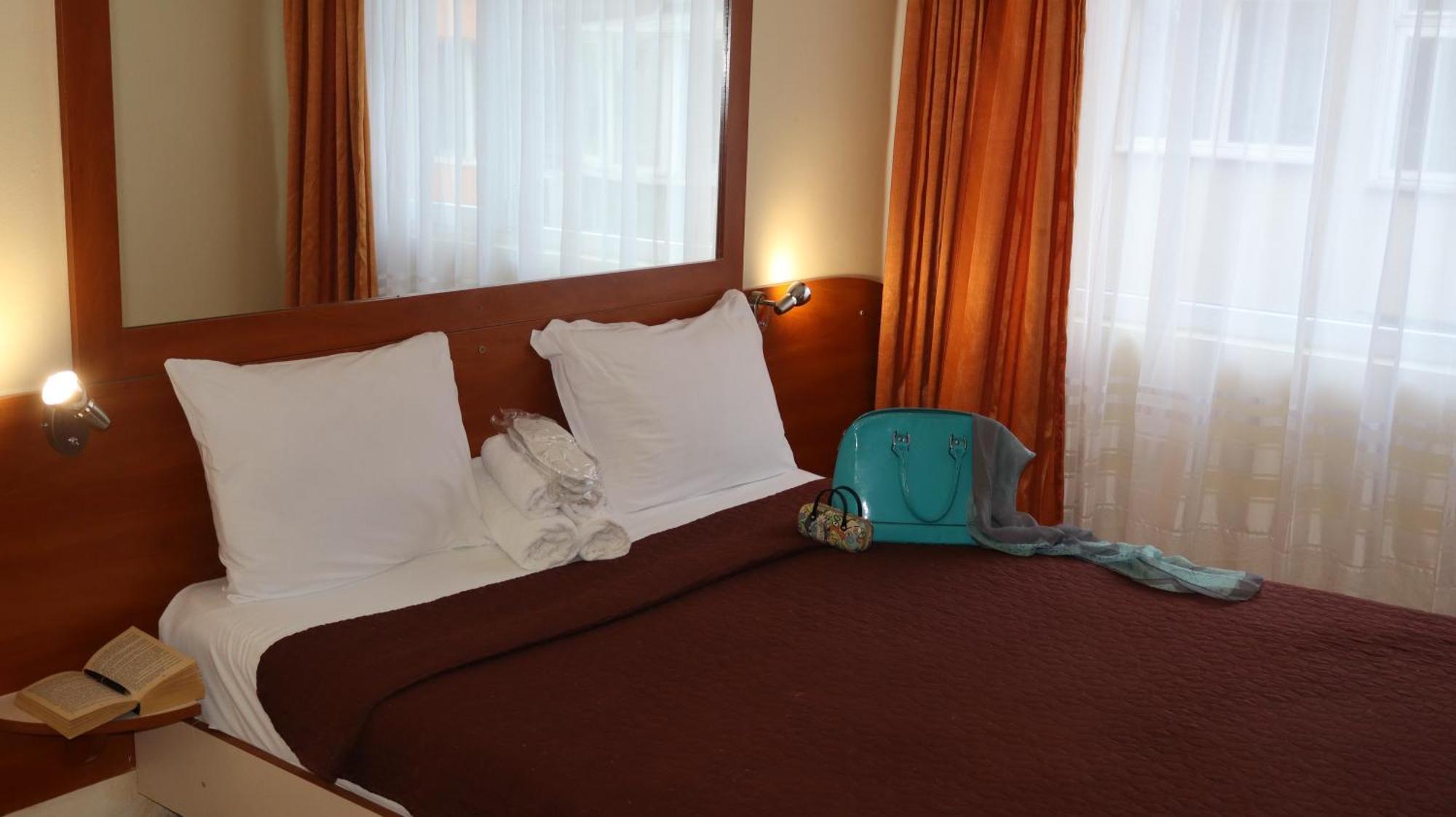 Hotel Palitra 瓦爾納 外观 照片