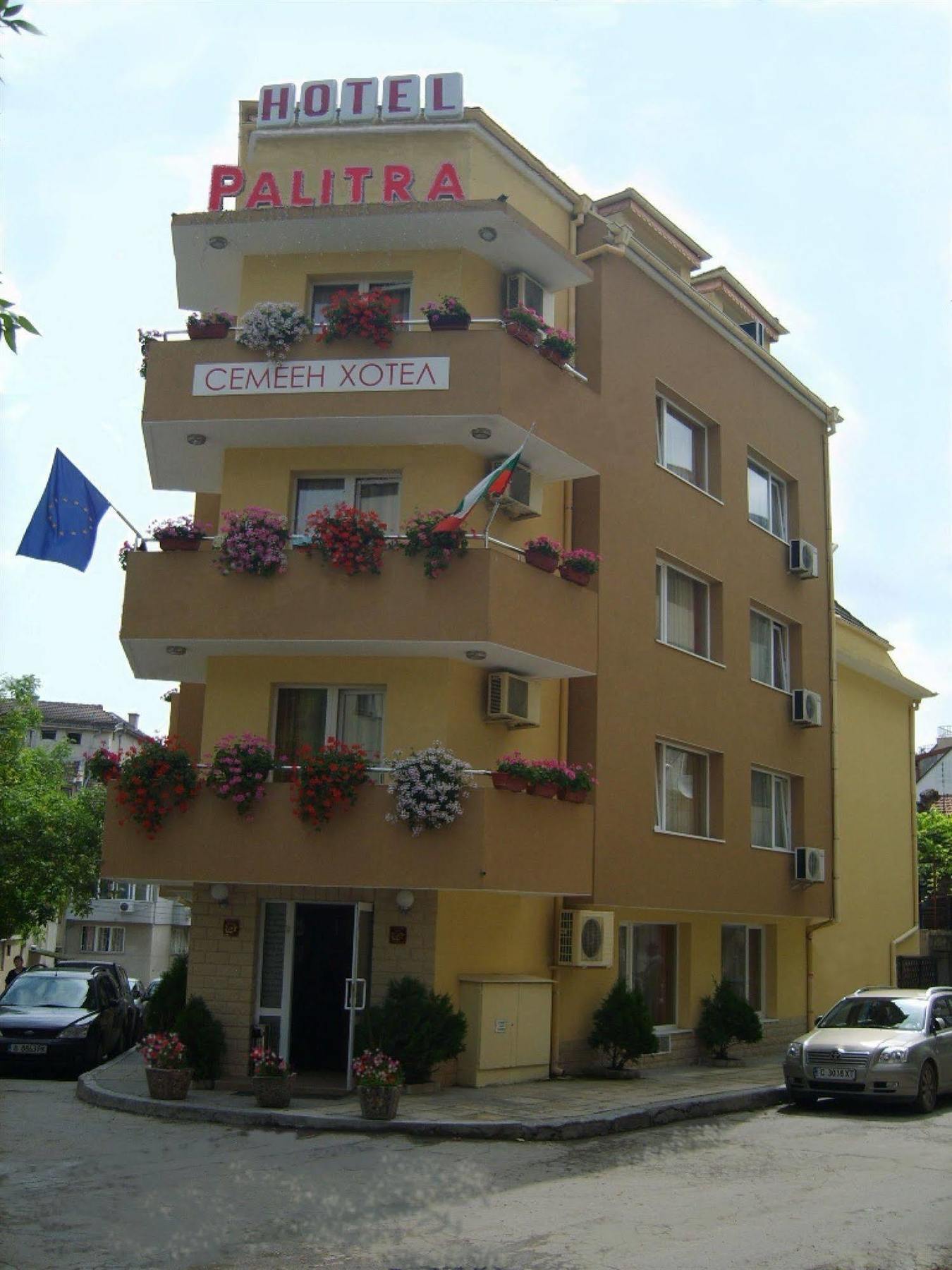 Hotel Palitra 瓦爾納 外观 照片